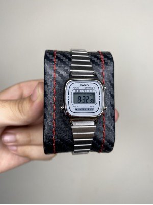 CASIO MINI PRATEADO